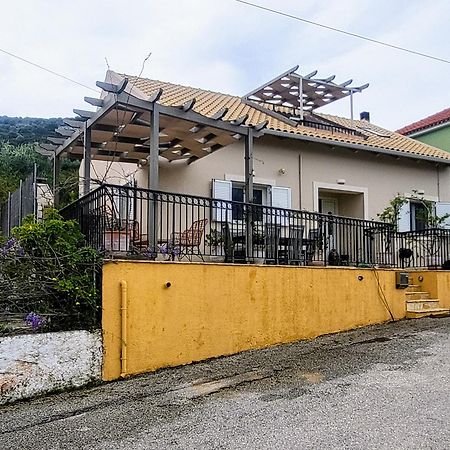 Villa Pilali Loukata  Buitenkant foto